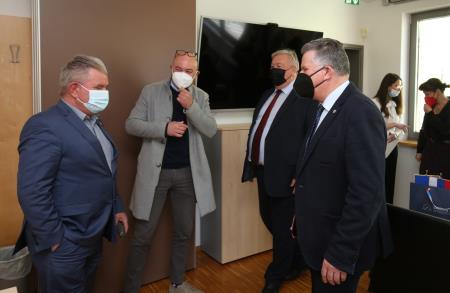 PODPIS SPORAZUMA 01 FOTO LJUBO VUKELIČ